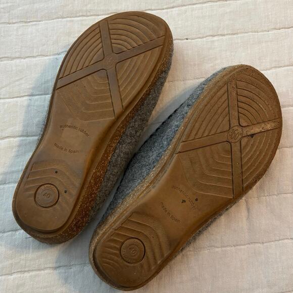 Taos Size 40 US 9 9.5 Woolma Clogs Shoes Grey Gray Wool Slip On Slide - Picture 4 of 5